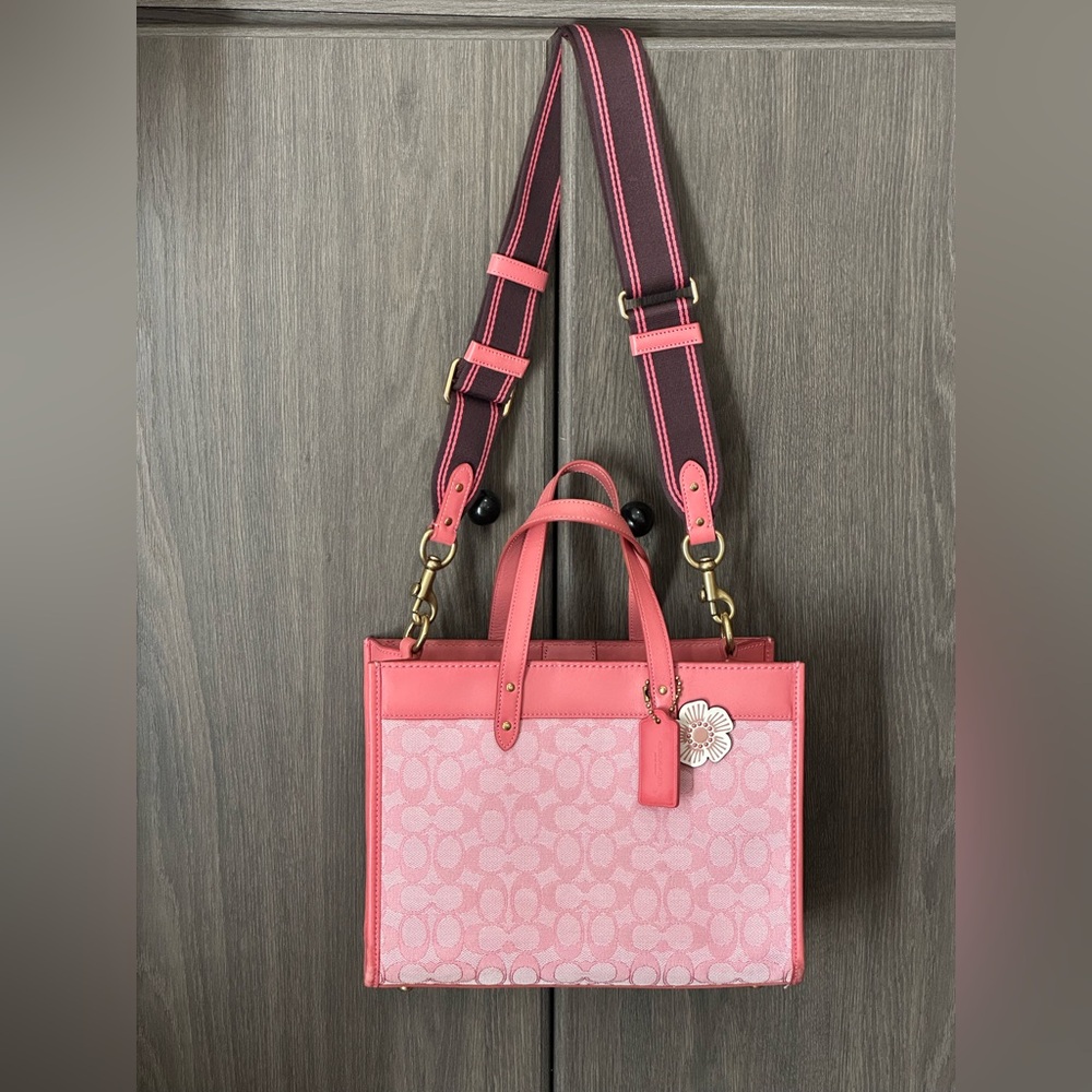 Coach Restored Field Tote 30 In Signature Jacquard EUC